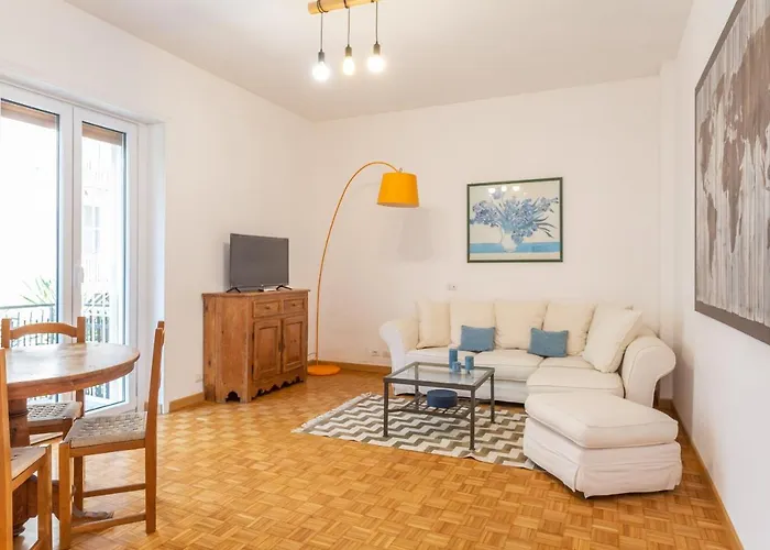 Corso Francia 2bdr Apartmet *