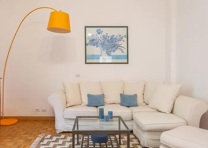 Corso Francia 2bdr Apartmet Appartamento