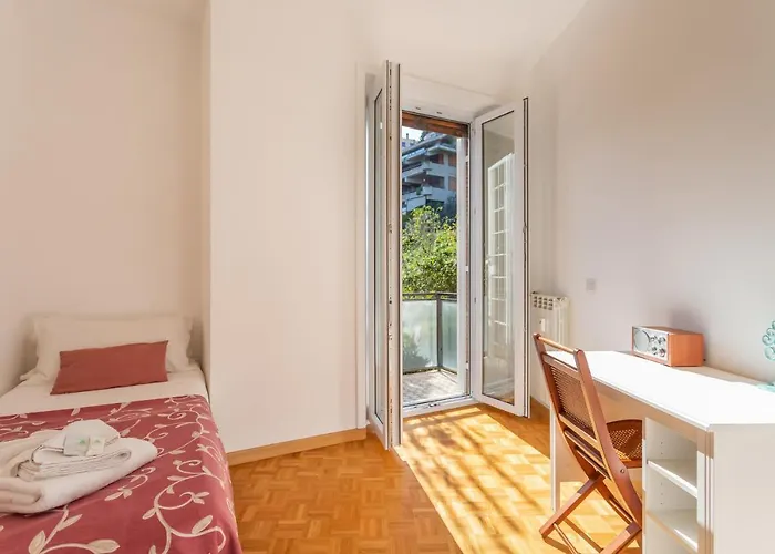 Corso Francia 2bdr Apartmet * Roma